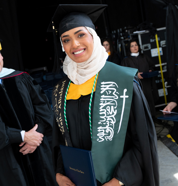 UNH_Commencement_AM_071-square